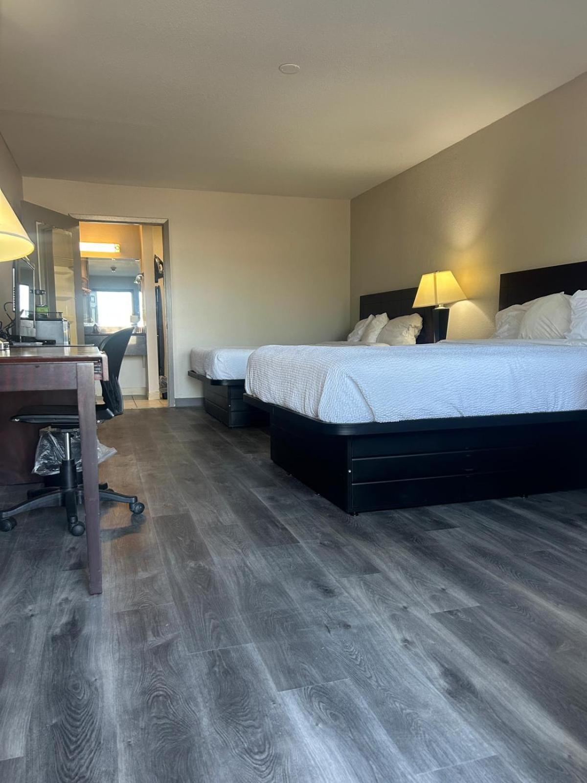 Travelodge By Wyndham Natchitoches Exterior foto